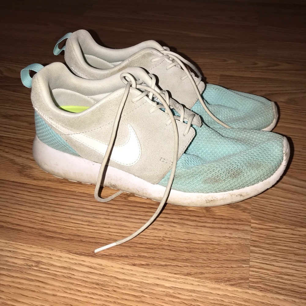 Nike Roshe Customized
